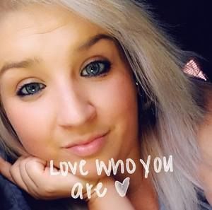 Meet your Posher, Deej